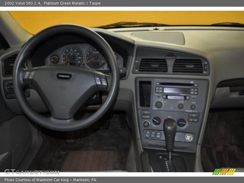Platinum Green Metallic / Taupe 2002 Volvo S60 2.4