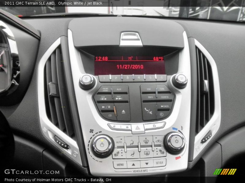 Olympic White / Jet Black 2011 GMC Terrain SLE AWD