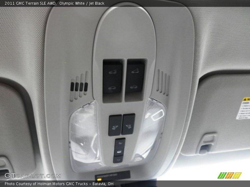 Olympic White / Jet Black 2011 GMC Terrain SLE AWD