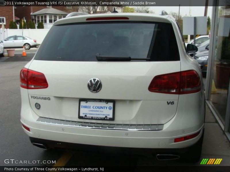 Campanella White / Saddle Brown 2011 Volkswagen Touareg VR6 FSI Executive 4XMotion