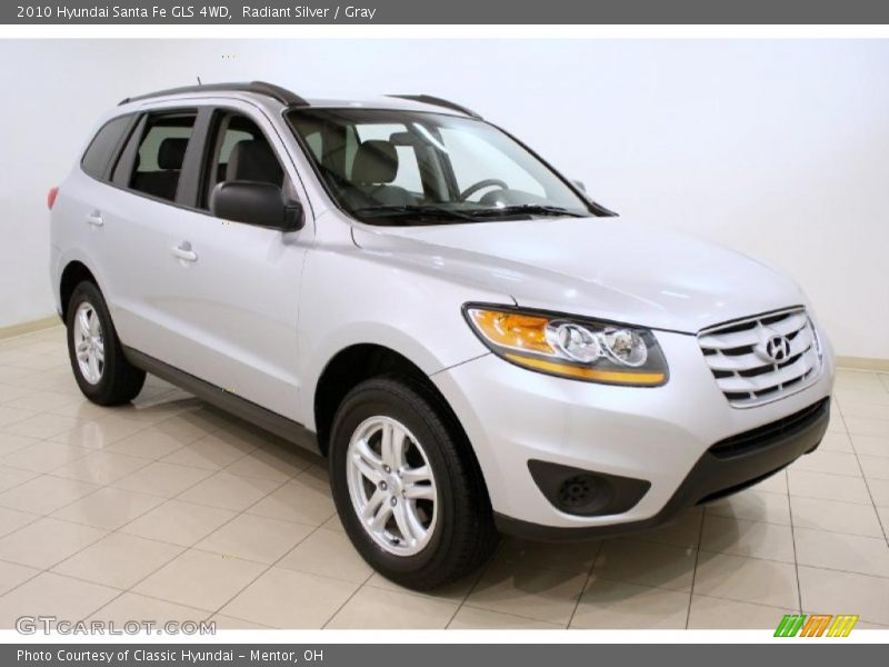 Radiant Silver / Gray 2010 Hyundai Santa Fe GLS 4WD
