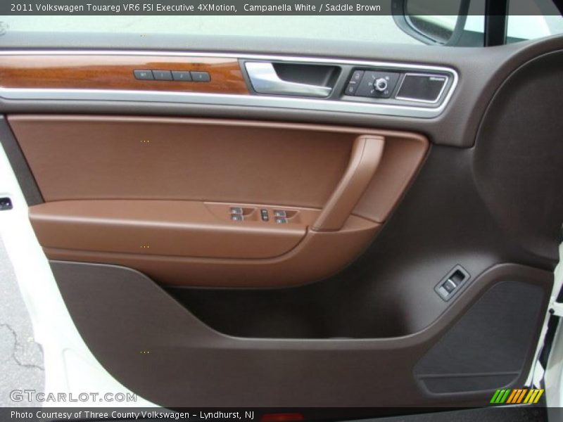 Door Panel of 2011 Touareg VR6 FSI Executive 4XMotion