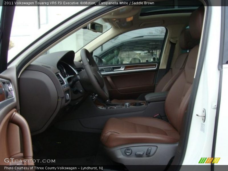Campanella White / Saddle Brown 2011 Volkswagen Touareg VR6 FSI Executive 4XMotion
