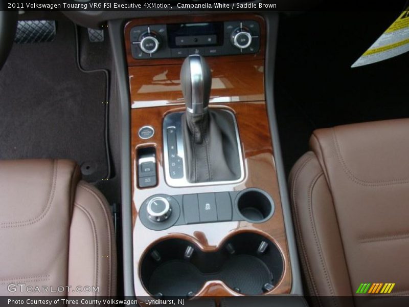  2011 Touareg VR6 FSI Executive 4XMotion 8 Speed Tiptronic Automatic Shifter