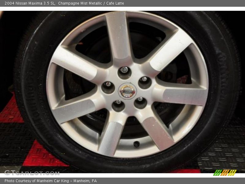 Champagne Mist Metallic / Cafe Latte 2004 Nissan Maxima 3.5 SL