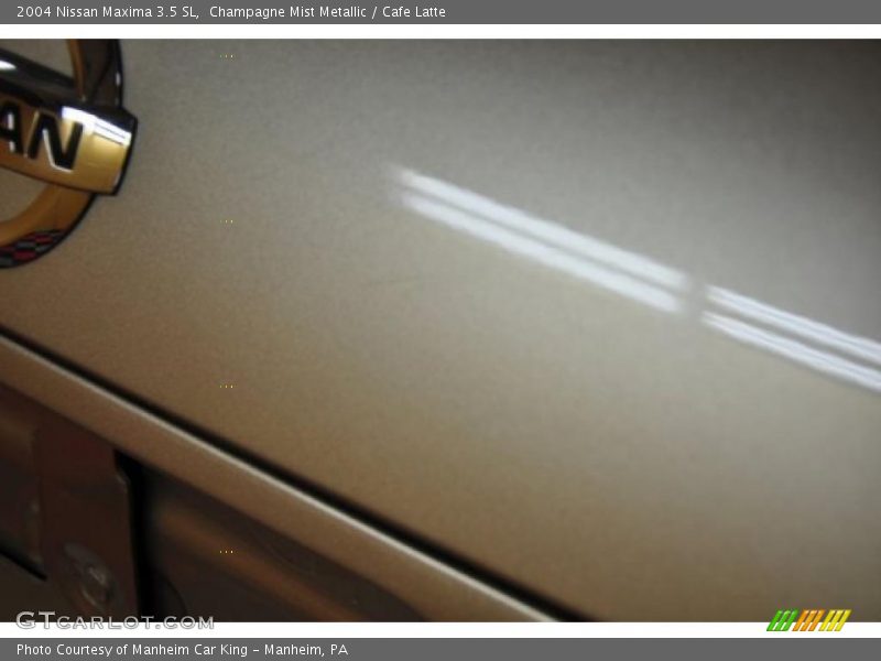 Champagne Mist Metallic / Cafe Latte 2004 Nissan Maxima 3.5 SL