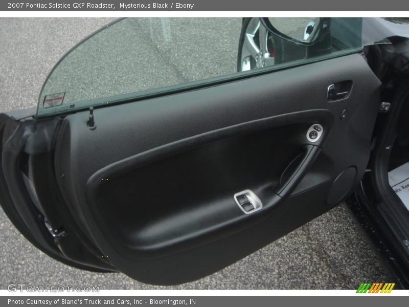 Door Panel of 2007 Solstice GXP Roadster