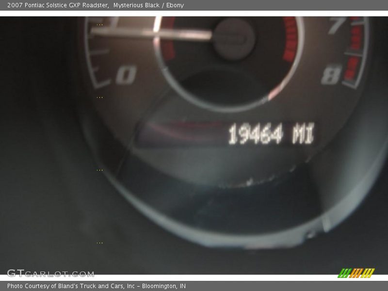 Mysterious Black / Ebony 2007 Pontiac Solstice GXP Roadster