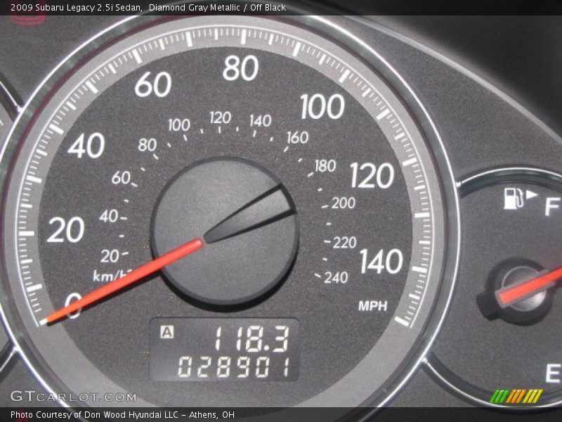 Diamond Gray Metallic / Off Black 2009 Subaru Legacy 2.5i Sedan
