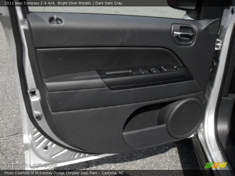 Bright Silver Metallic / Dark Slate Gray 2011 Jeep Compass 2.4 4x4