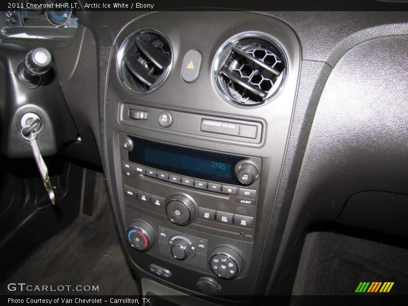 Arctic Ice White / Ebony 2011 Chevrolet HHR LT