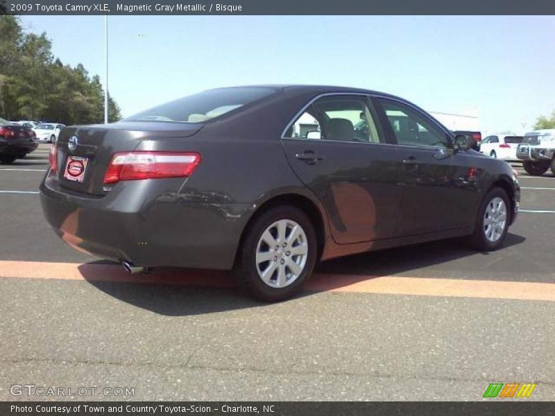 Magnetic Gray Metallic / Bisque 2009 Toyota Camry XLE