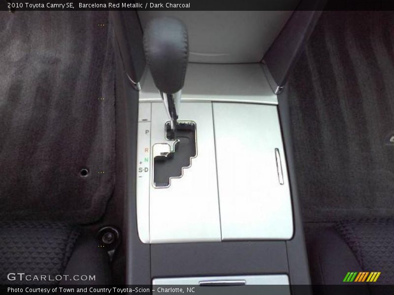 Barcelona Red Metallic / Dark Charcoal 2010 Toyota Camry SE