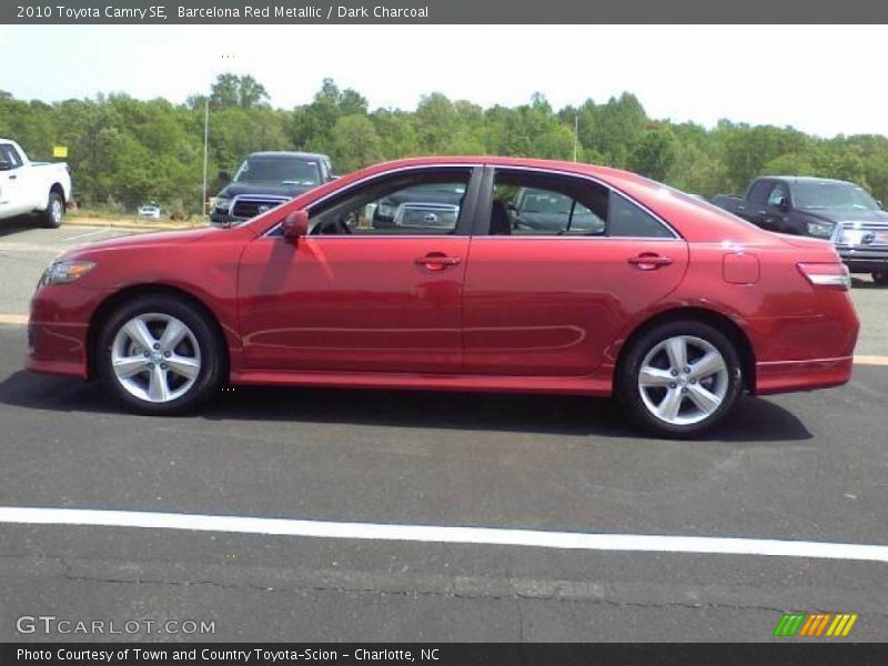 Barcelona Red Metallic / Dark Charcoal 2010 Toyota Camry SE