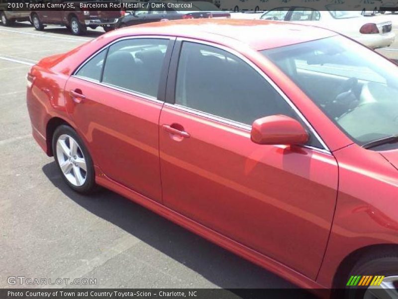 Barcelona Red Metallic / Dark Charcoal 2010 Toyota Camry SE