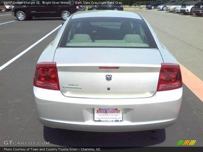 Bright Silver Metallic / Dark Slate Gray/Light Slate Gray 2007 Dodge Charger SE
