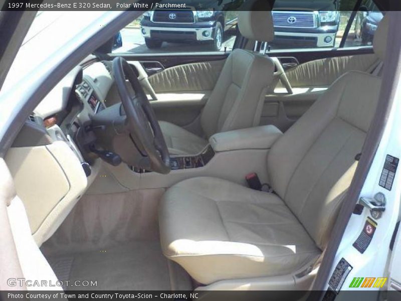 Polar White / Parchment 1997 Mercedes-Benz E 320 Sedan