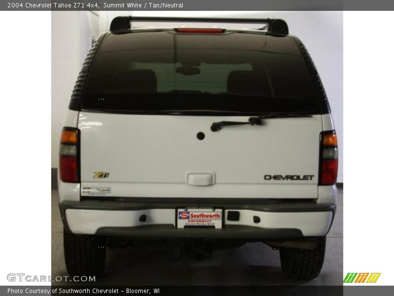 Summit White / Tan/Neutral 2004 Chevrolet Tahoe Z71 4x4