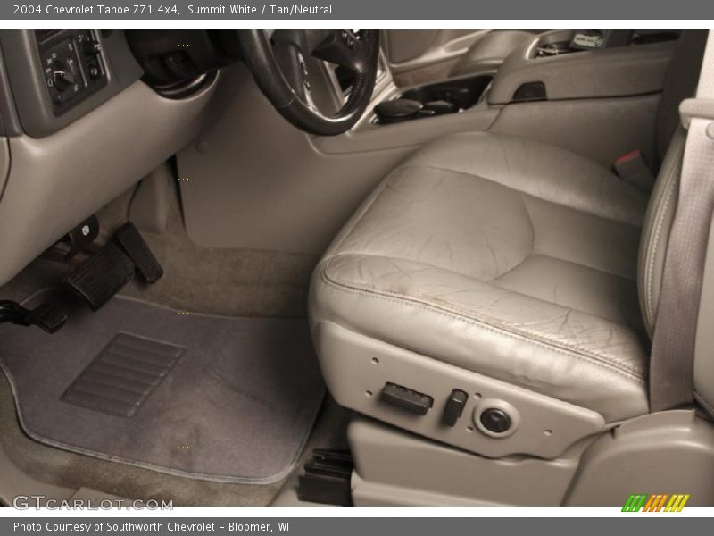 Summit White / Tan/Neutral 2004 Chevrolet Tahoe Z71 4x4