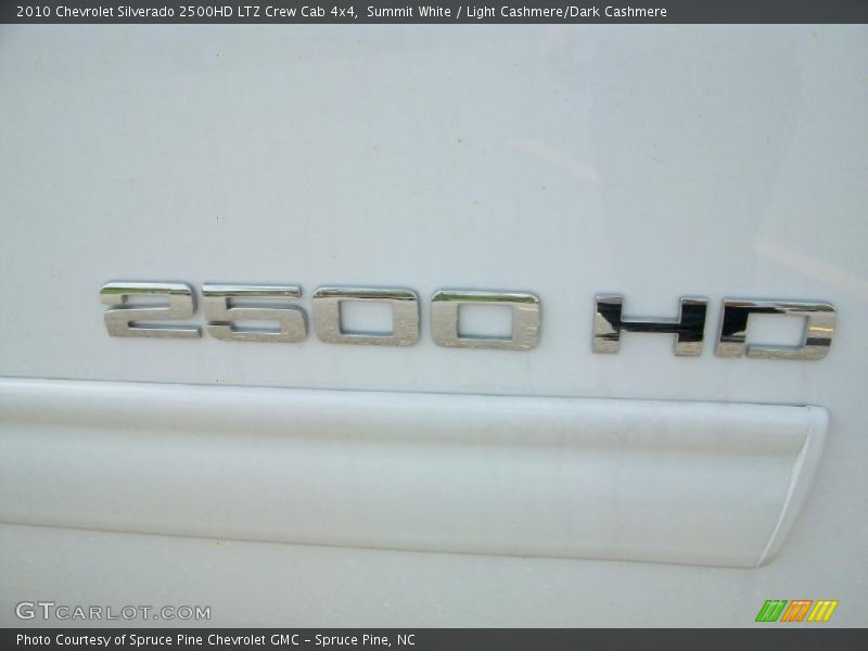 Summit White / Light Cashmere/Dark Cashmere 2010 Chevrolet Silverado 2500HD LTZ Crew Cab 4x4