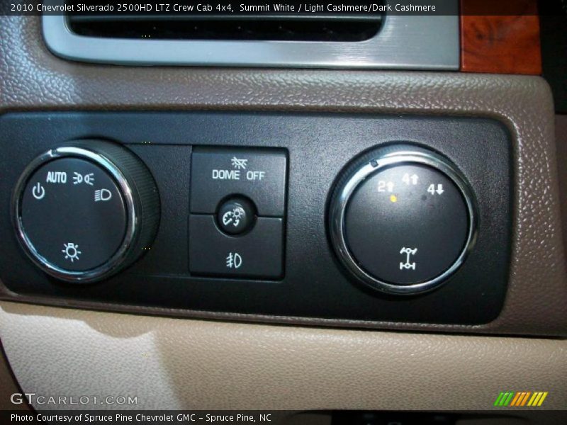 Controls of 2010 Silverado 2500HD LTZ Crew Cab 4x4