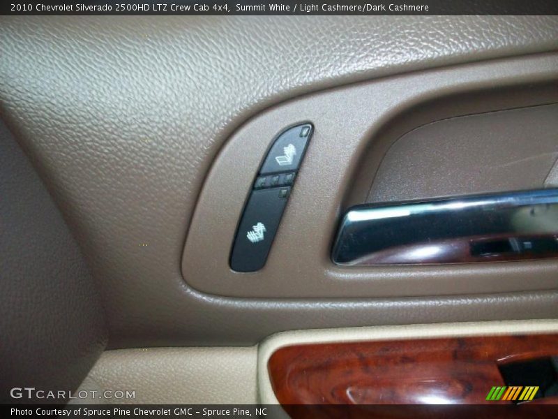 Summit White / Light Cashmere/Dark Cashmere 2010 Chevrolet Silverado 2500HD LTZ Crew Cab 4x4