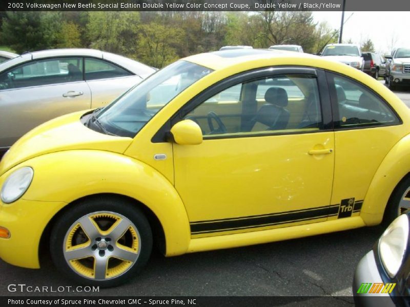 Double Yellow / Black/Yellow 2002 Volkswagen New Beetle Special Edition Double Yellow Color Concept Coupe