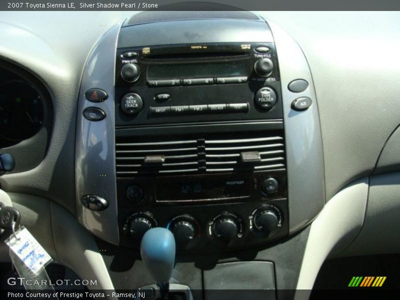 Silver Shadow Pearl / Stone 2007 Toyota Sienna LE