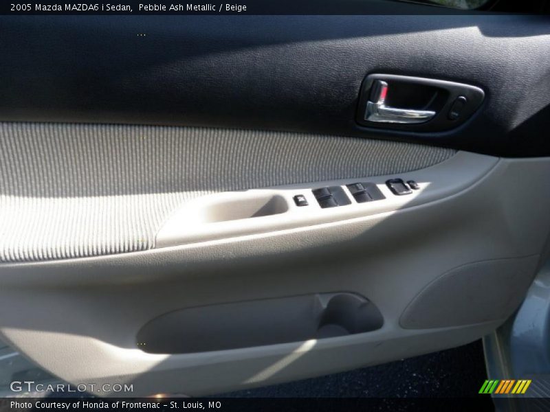 Pebble Ash Metallic / Beige 2005 Mazda MAZDA6 i Sedan