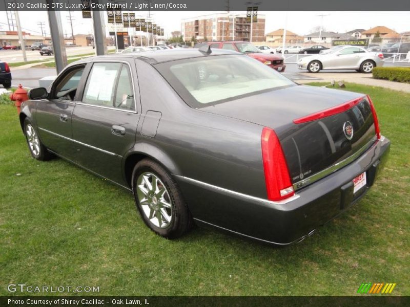 Grey Flannel / Light Linen/Cocoa 2010 Cadillac DTS Luxury