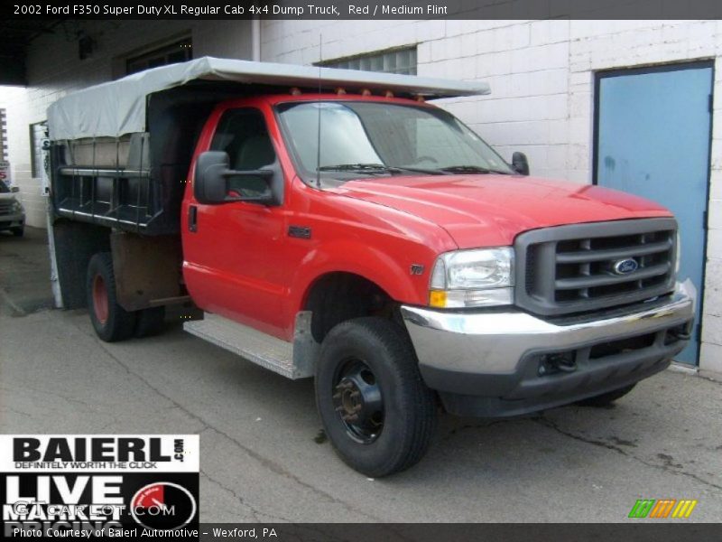 Red / Medium Flint 2002 Ford F350 Super Duty XL Regular Cab 4x4 Dump Truck