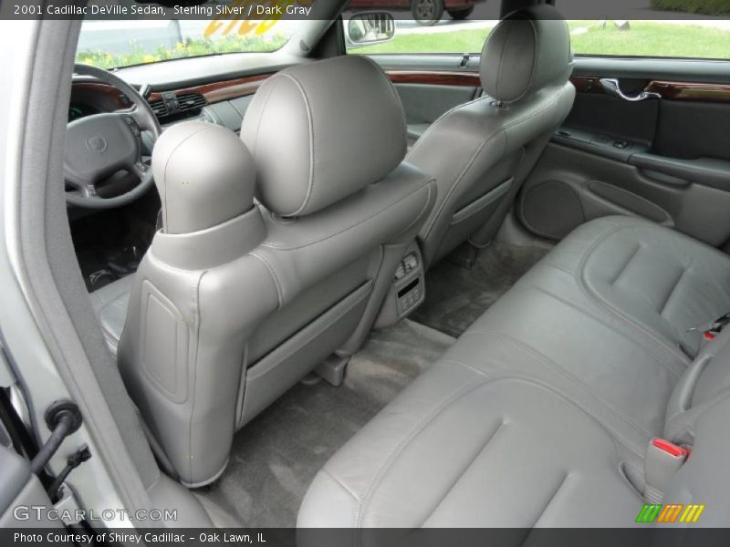 Sterling Silver / Dark Gray 2001 Cadillac DeVille Sedan