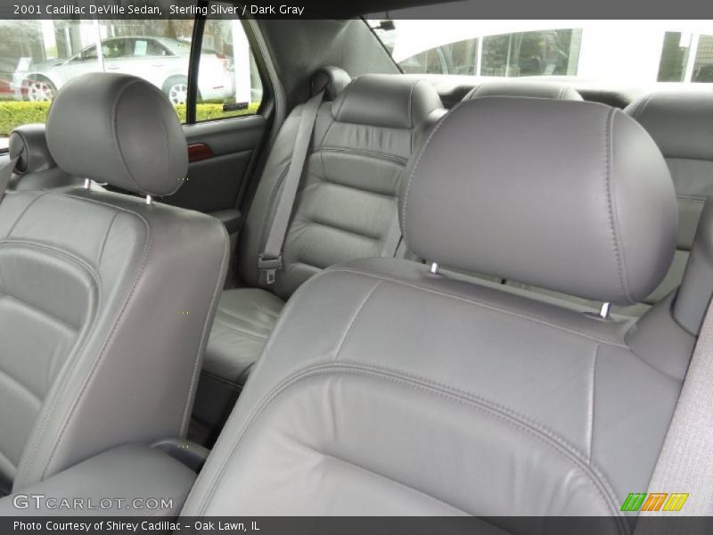 Sterling Silver / Dark Gray 2001 Cadillac DeVille Sedan