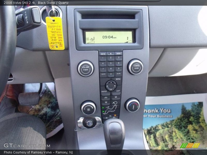 Controls of 2008 S40 2.4i