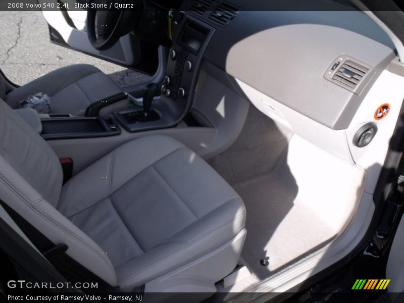 Black Stone / Quartz 2008 Volvo S40 2.4i