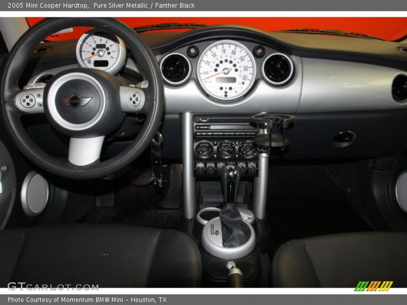 Pure Silver Metallic / Panther Black 2005 Mini Cooper Hardtop