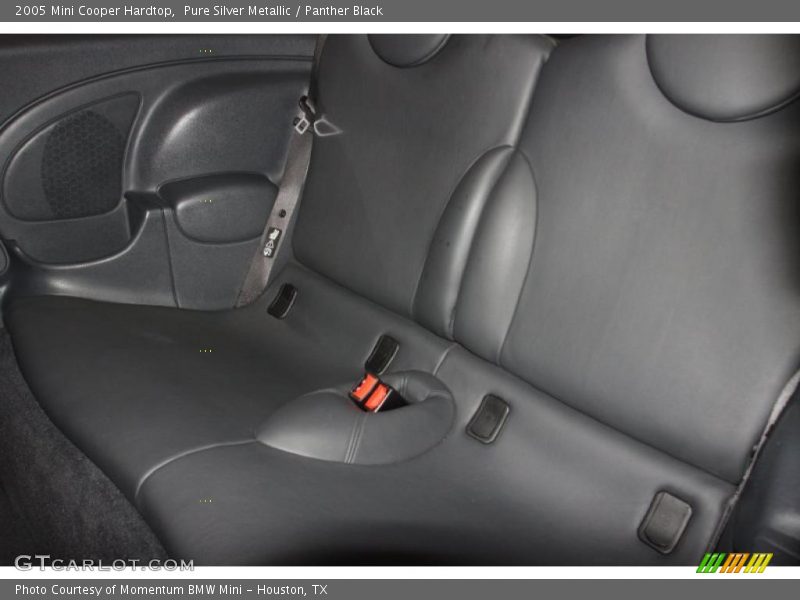Pure Silver Metallic / Panther Black 2005 Mini Cooper Hardtop