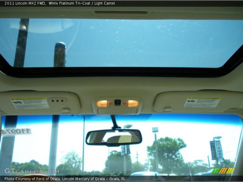 White Platinum Tri-Coat / Light Camel 2011 Lincoln MKZ FWD