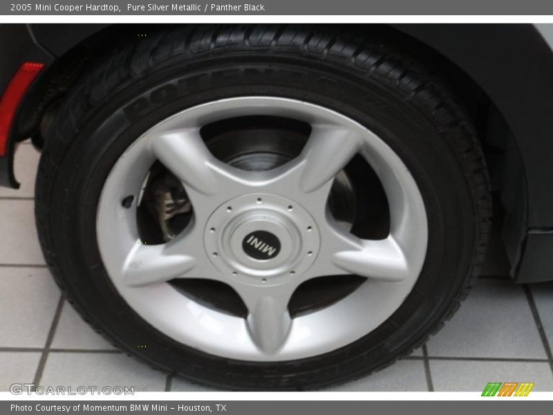 Pure Silver Metallic / Panther Black 2005 Mini Cooper Hardtop