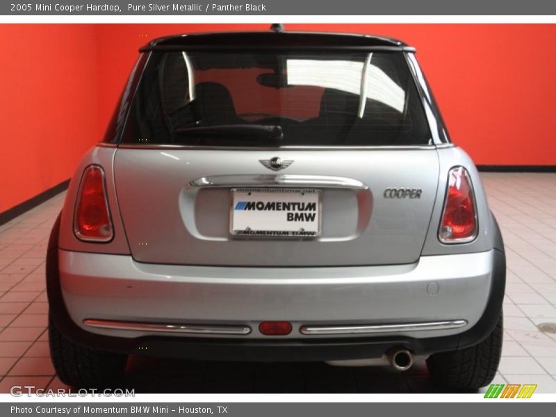 Pure Silver Metallic / Panther Black 2005 Mini Cooper Hardtop