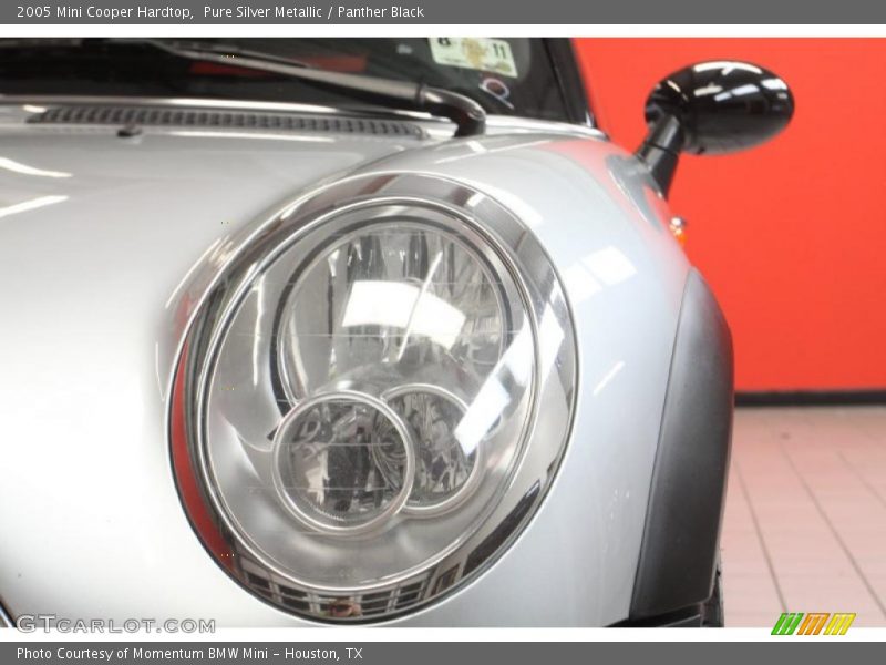 Pure Silver Metallic / Panther Black 2005 Mini Cooper Hardtop