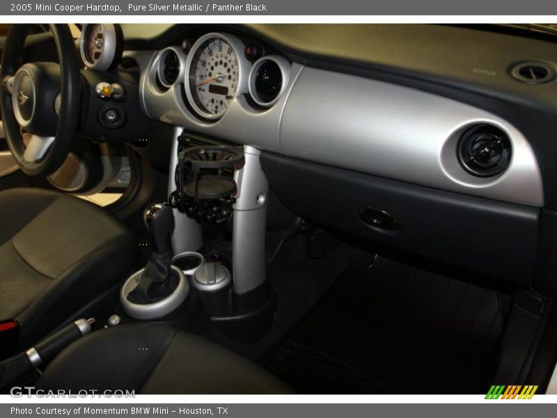 Pure Silver Metallic / Panther Black 2005 Mini Cooper Hardtop