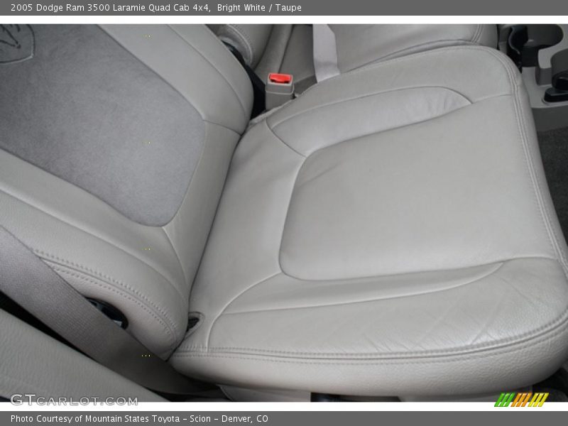 Bright White / Taupe 2005 Dodge Ram 3500 Laramie Quad Cab 4x4
