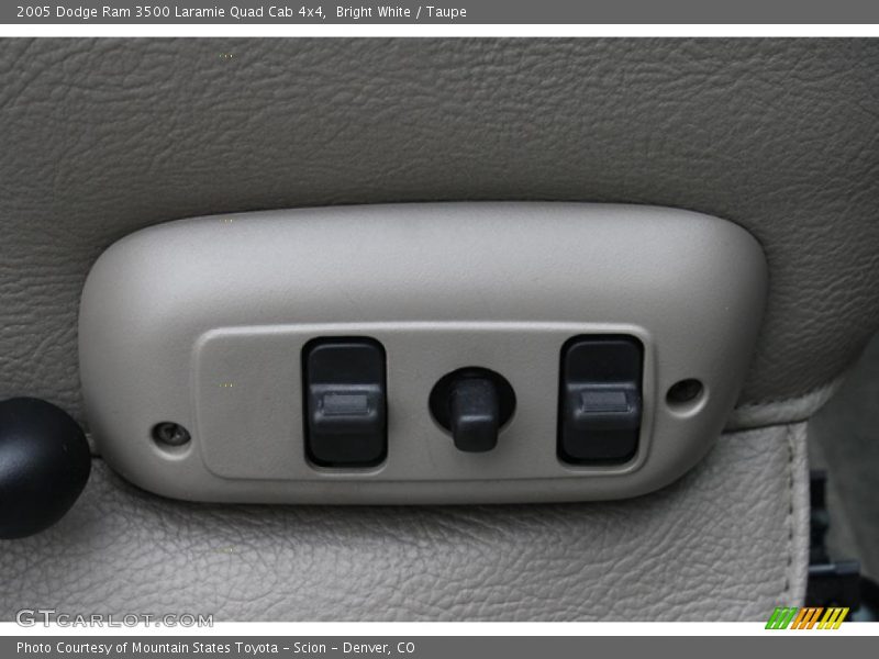 Bright White / Taupe 2005 Dodge Ram 3500 Laramie Quad Cab 4x4