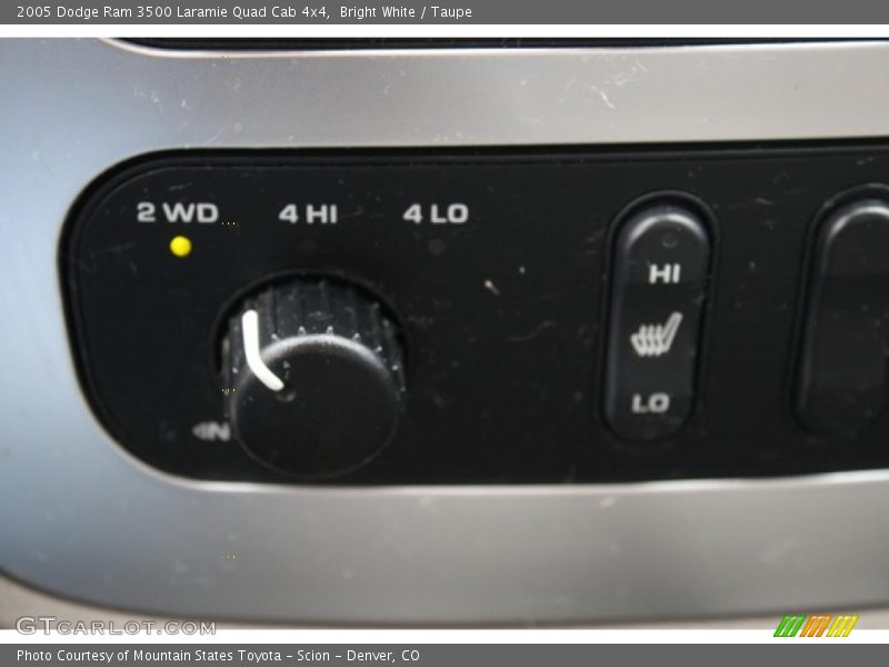 Controls of 2005 Ram 3500 Laramie Quad Cab 4x4