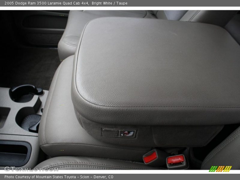 Bright White / Taupe 2005 Dodge Ram 3500 Laramie Quad Cab 4x4