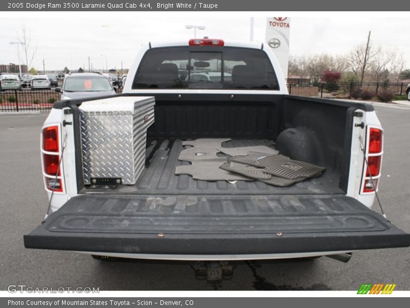 Bright White / Taupe 2005 Dodge Ram 3500 Laramie Quad Cab 4x4