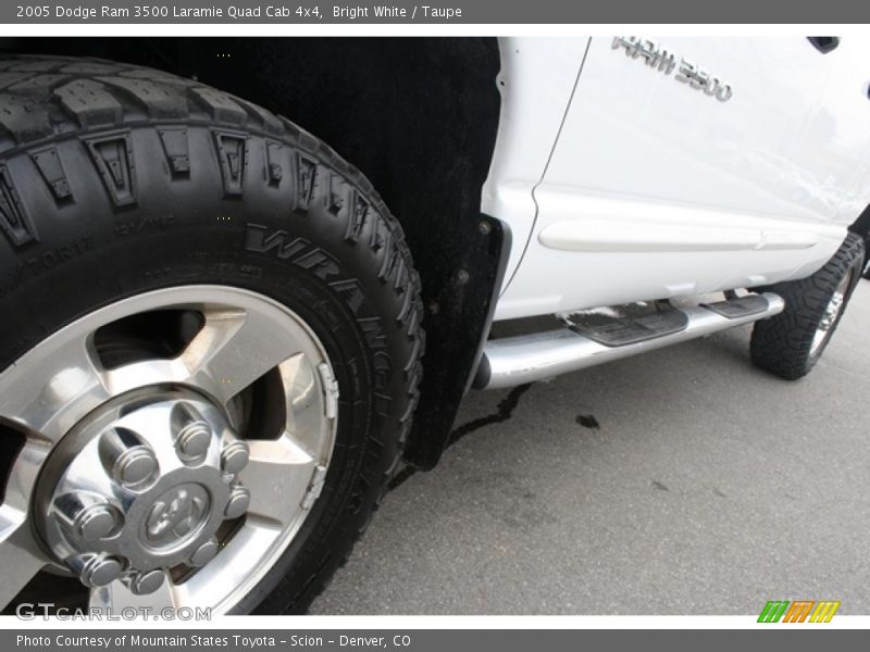 Bright White / Taupe 2005 Dodge Ram 3500 Laramie Quad Cab 4x4
