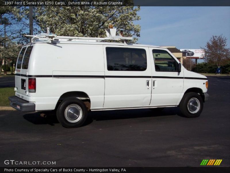Oxford White / Medium Graphite 1997 Ford E Series Van E250 Cargo