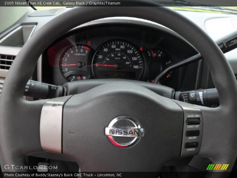 Galaxy Black / Graphite/Titanium 2005 Nissan Titan XE Crew Cab